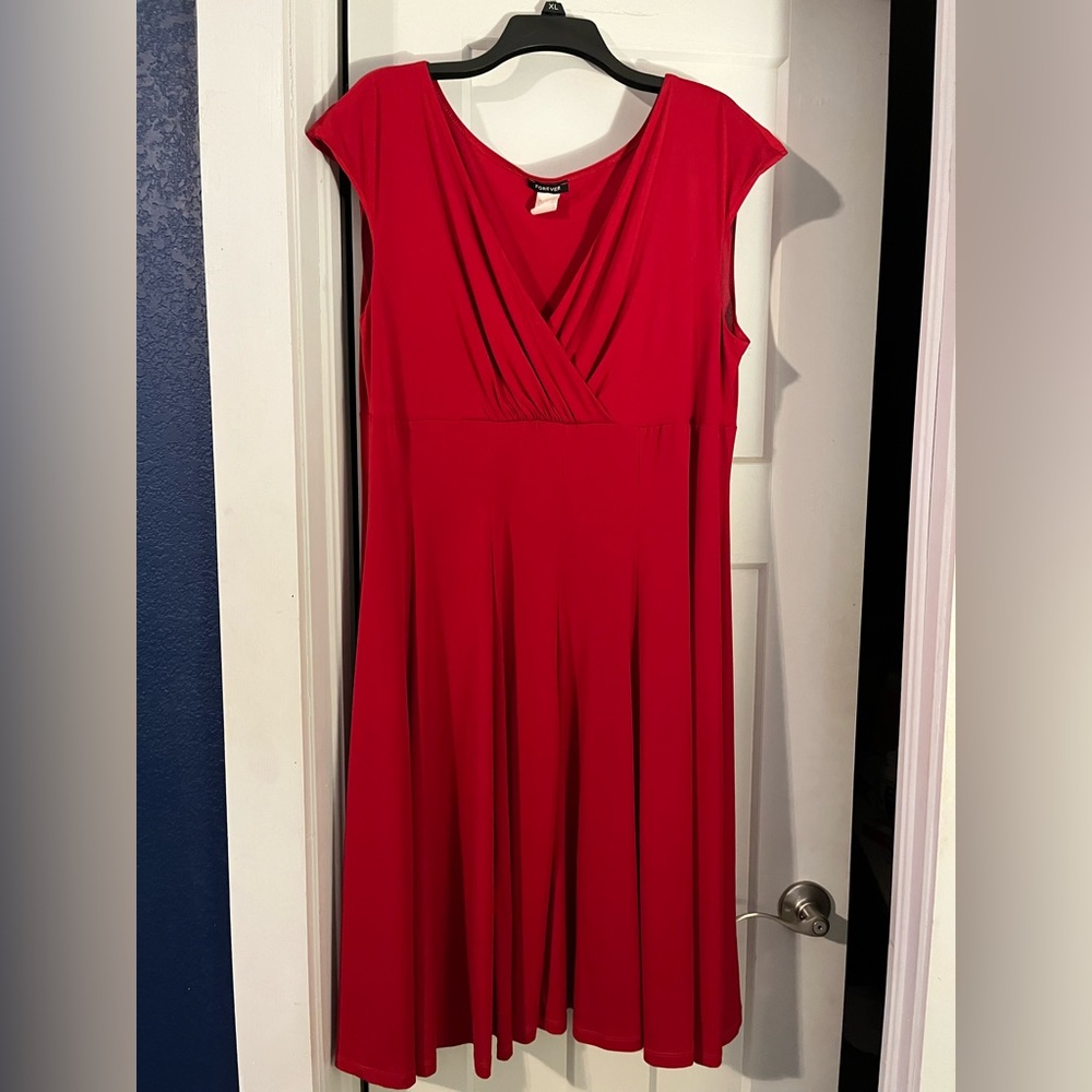 Red shirtsleeve dress